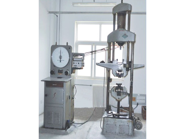 液壓式萬能材料試驗(yàn)機(jī)